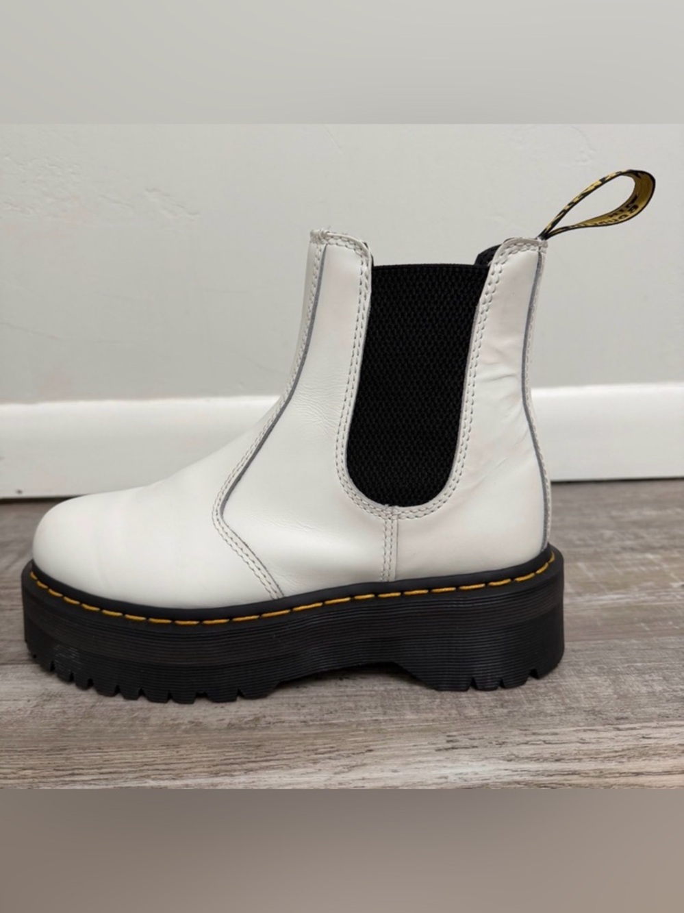 Dr Doc Martens 2976 Quad Women's Leather Chelsea Platform White Boots-size 8
